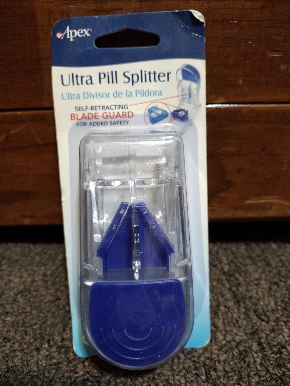 Apex Ultra Pill Splitter - Clear and Blue